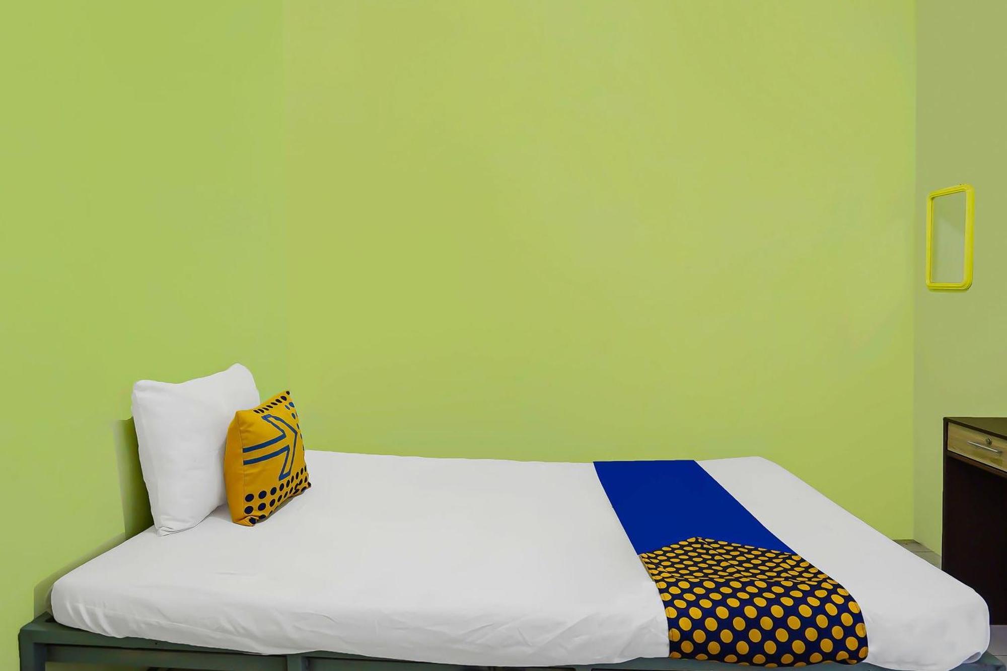 Hotel Oyo Life 92474 Rusunawa Ii Malang