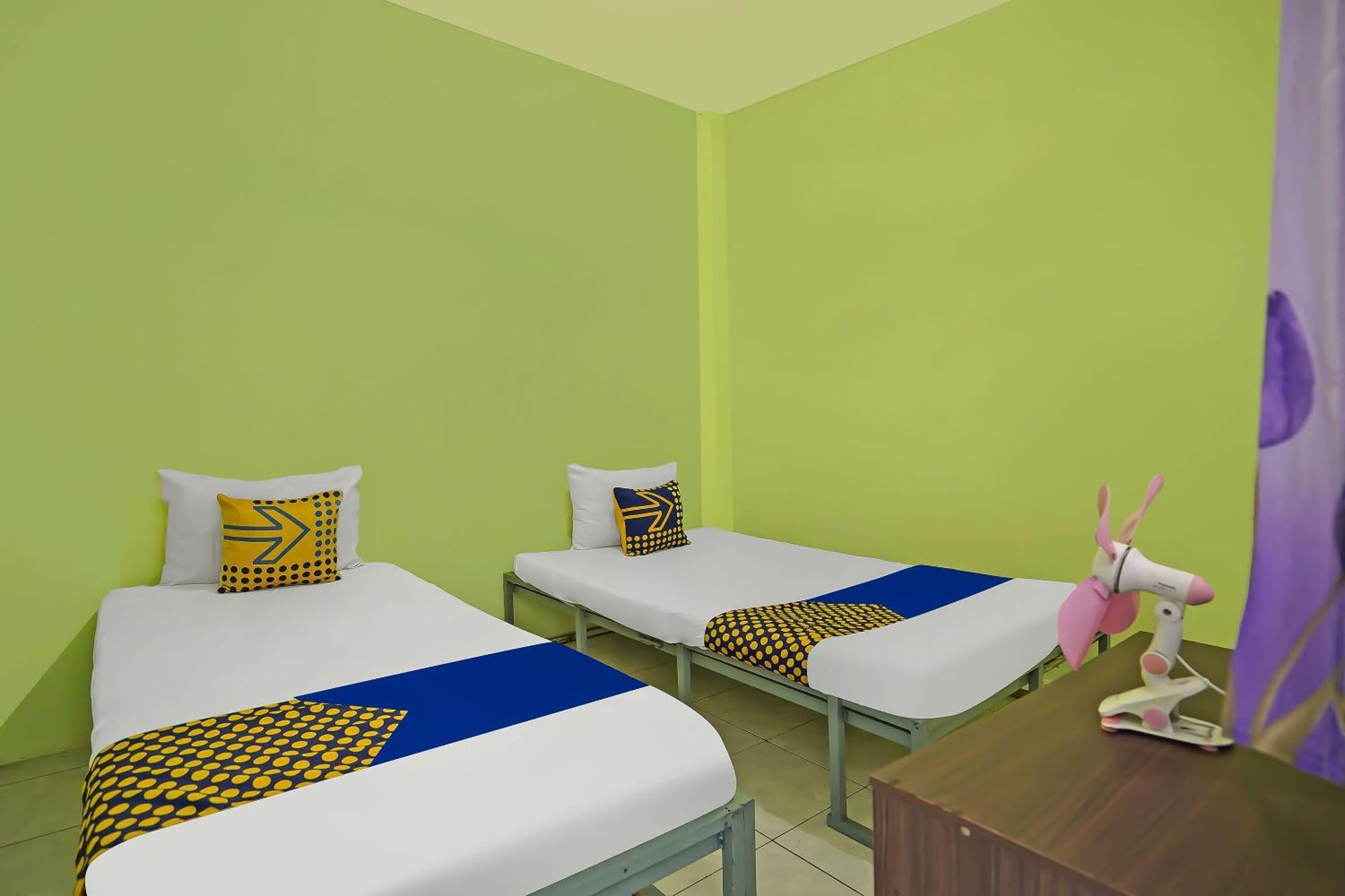Oyo Life 92474 Rusunawa Ii 2*