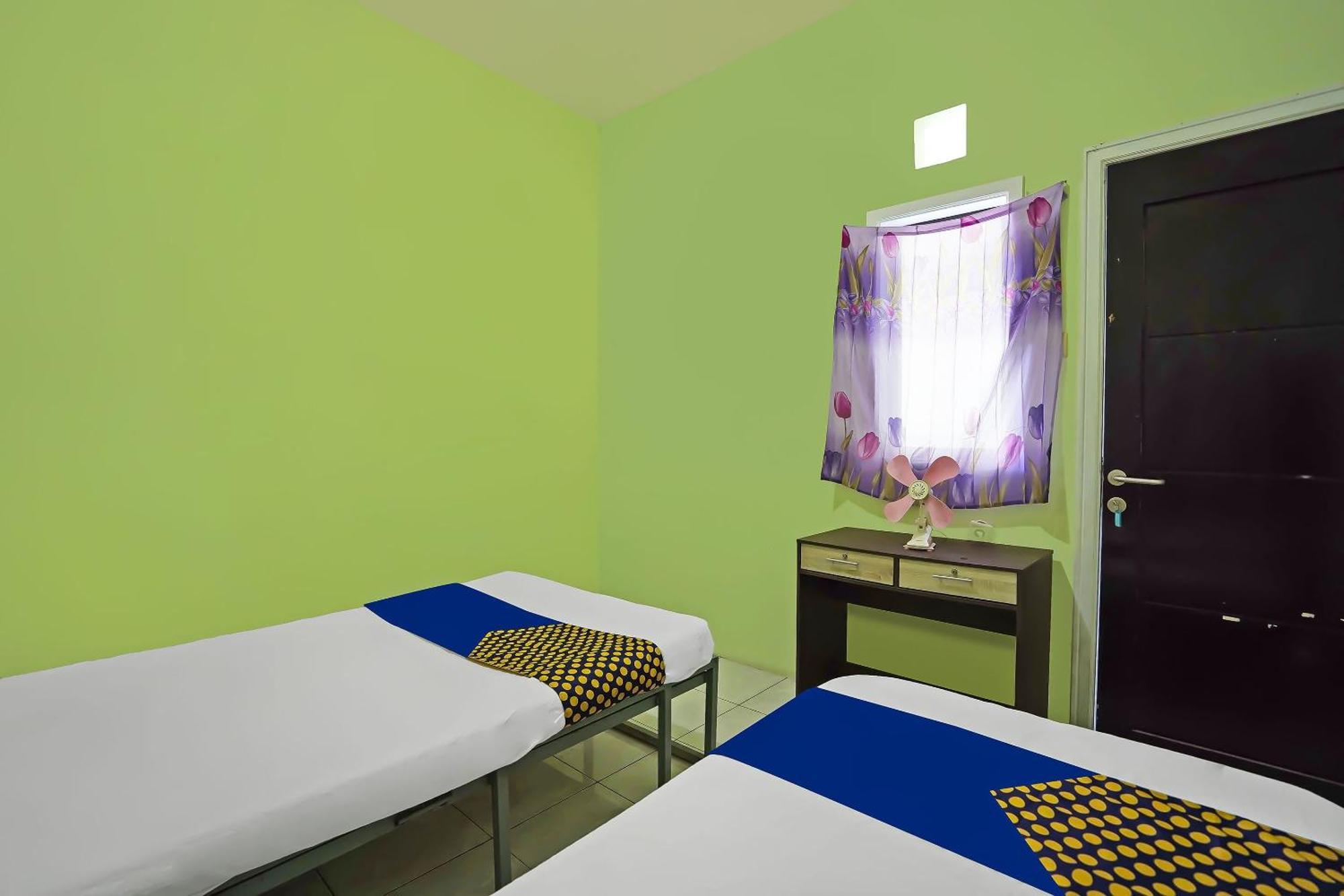 Oyo Life 92474 Rusunawa Ii Malang