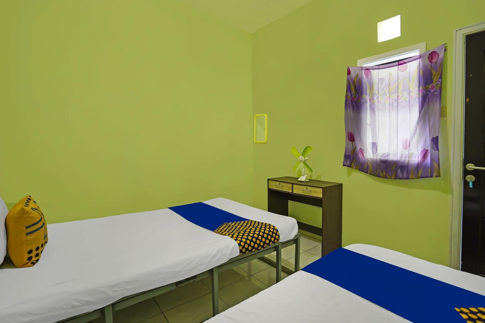 Hotel Oyo Life 92474 Rusunawa Ii